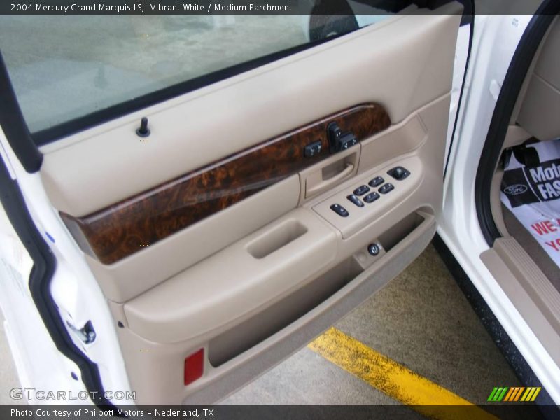 Vibrant White / Medium Parchment 2004 Mercury Grand Marquis LS