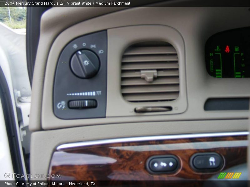 Vibrant White / Medium Parchment 2004 Mercury Grand Marquis LS