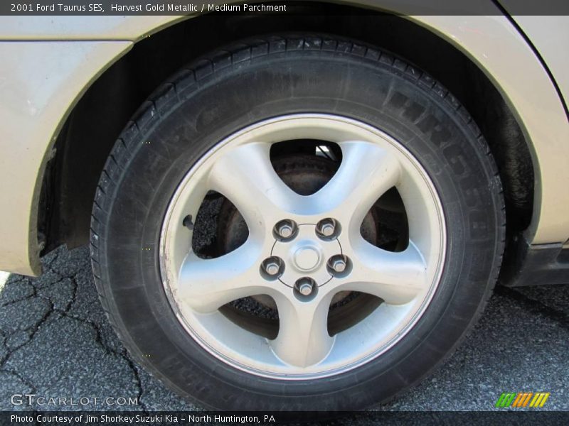 Harvest Gold Metallic / Medium Parchment 2001 Ford Taurus SES