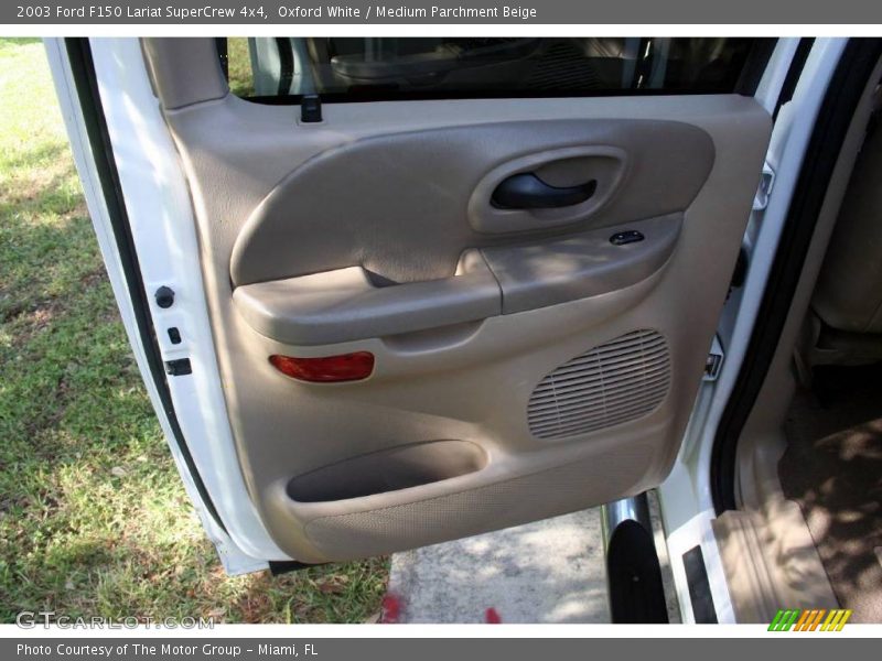 Oxford White / Medium Parchment Beige 2003 Ford F150 Lariat SuperCrew 4x4
