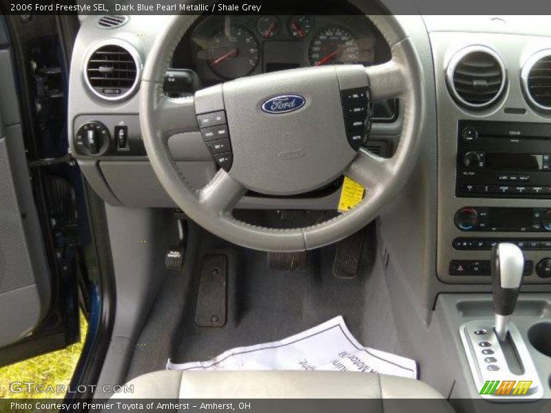 Dark Blue Pearl Metallic / Shale Grey 2006 Ford Freestyle SEL