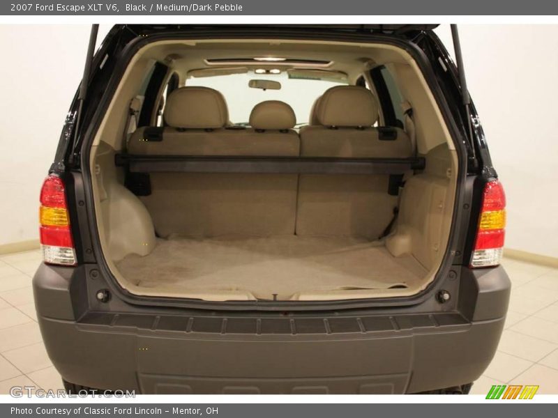 Black / Medium/Dark Pebble 2007 Ford Escape XLT V6