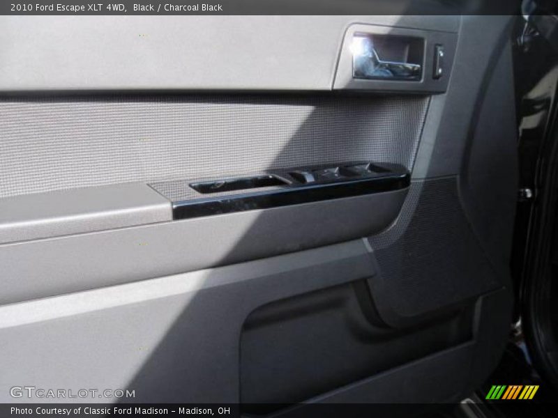 Black / Charcoal Black 2010 Ford Escape XLT 4WD
