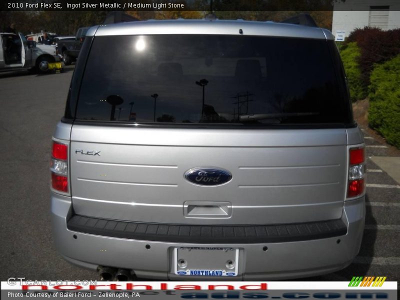 Ingot Silver Metallic / Medium Light Stone 2010 Ford Flex SE