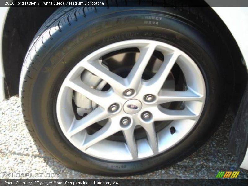White Suede / Medium Light Stone 2010 Ford Fusion S