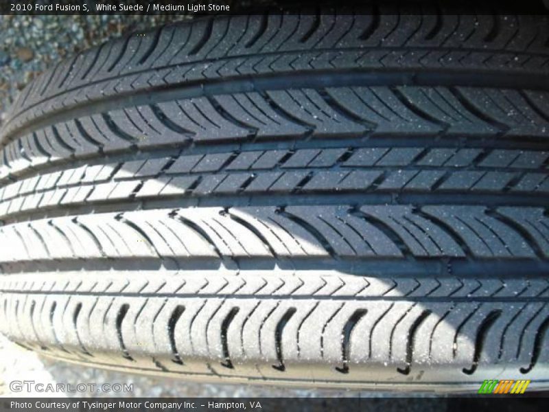 White Suede / Medium Light Stone 2010 Ford Fusion S
