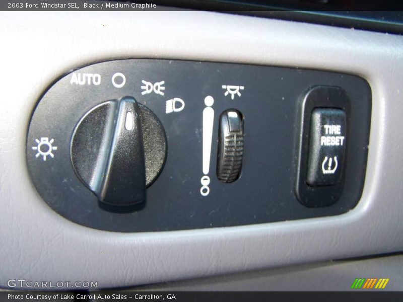 Black / Medium Graphite 2003 Ford Windstar SEL