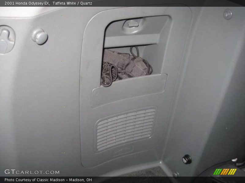 Taffeta White / Quartz 2001 Honda Odyssey EX
