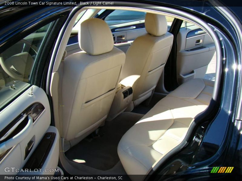 Black / Light Camel 2008 Lincoln Town Car Signature Limited