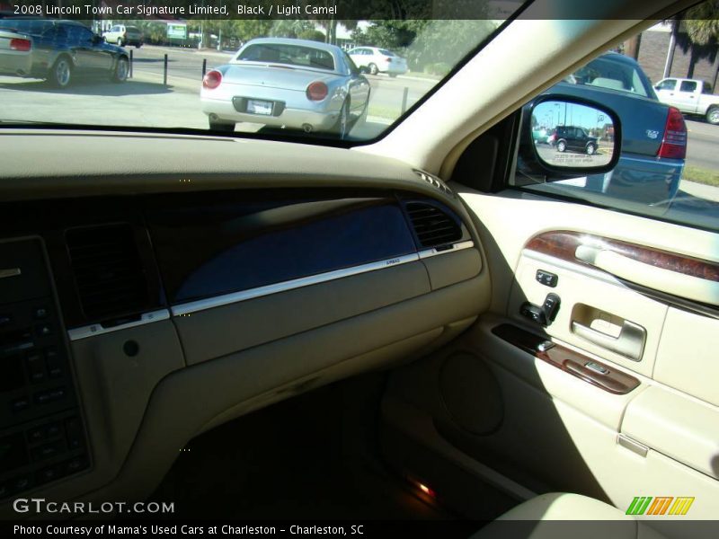 Black / Light Camel 2008 Lincoln Town Car Signature Limited