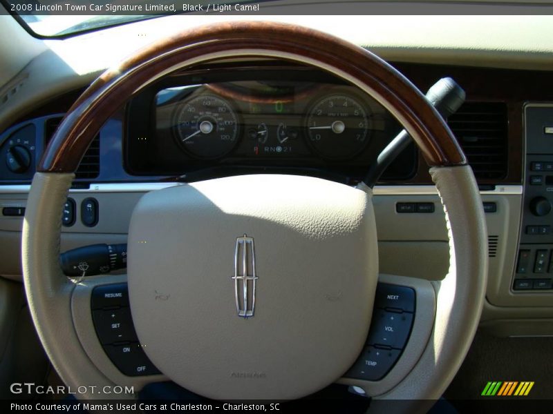 Black / Light Camel 2008 Lincoln Town Car Signature Limited