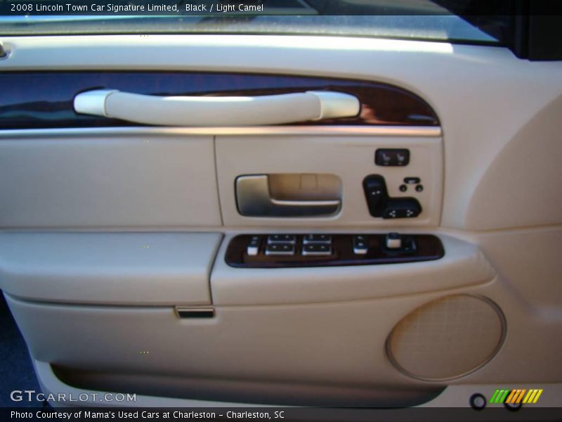 Black / Light Camel 2008 Lincoln Town Car Signature Limited