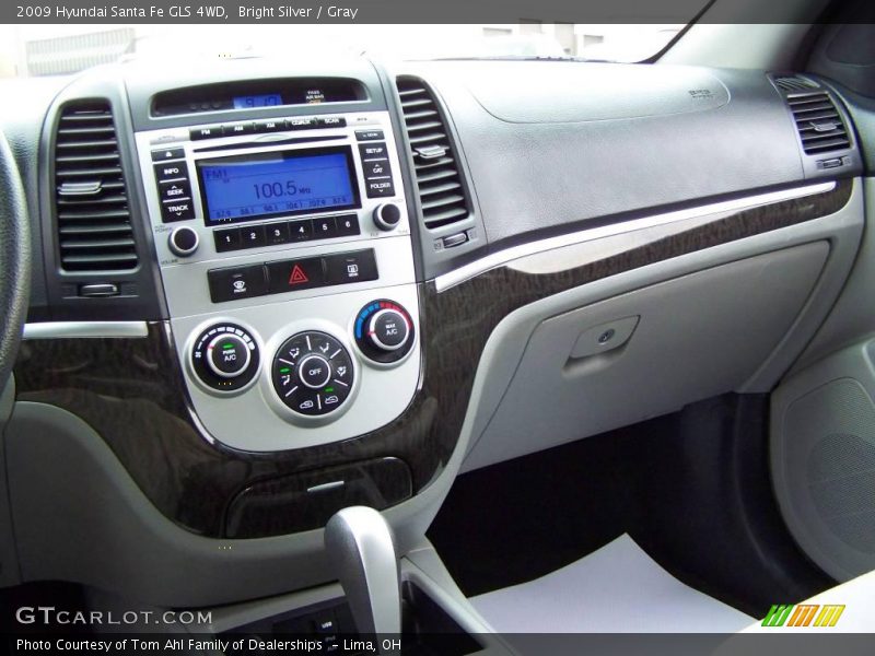 Bright Silver / Gray 2009 Hyundai Santa Fe GLS 4WD