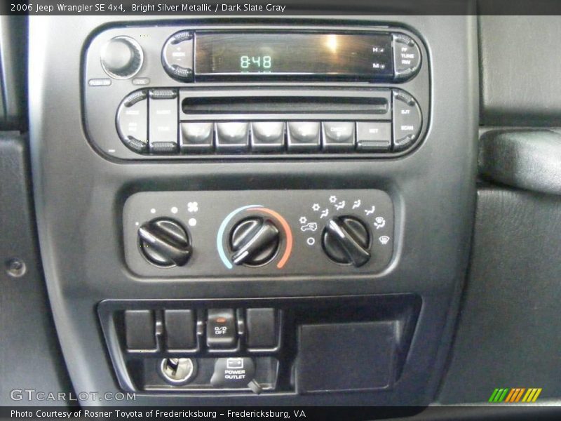 Bright Silver Metallic / Dark Slate Gray 2006 Jeep Wrangler SE 4x4