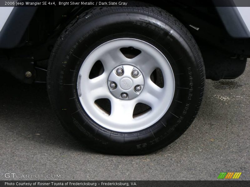 Bright Silver Metallic / Dark Slate Gray 2006 Jeep Wrangler SE 4x4