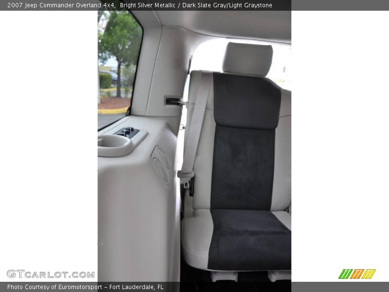 Bright Silver Metallic / Dark Slate Gray/Light Graystone 2007 Jeep Commander Overland 4x4