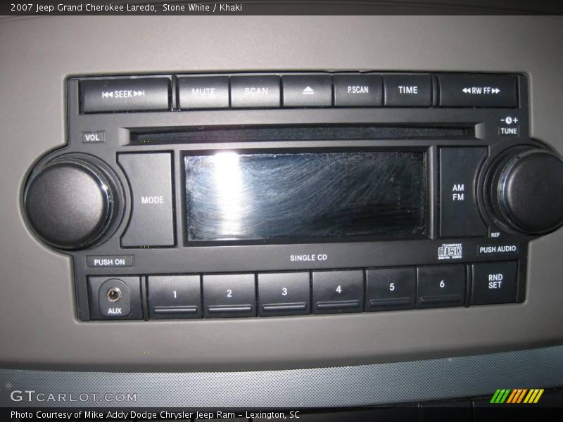 Stone White / Khaki 2007 Jeep Grand Cherokee Laredo