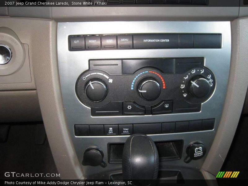 Stone White / Khaki 2007 Jeep Grand Cherokee Laredo