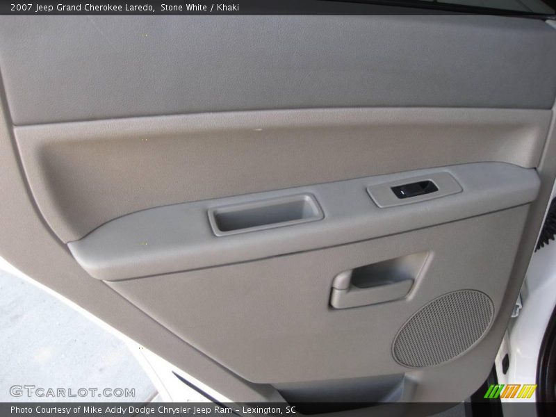 Stone White / Khaki 2007 Jeep Grand Cherokee Laredo