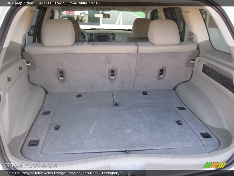 Stone White / Khaki 2007 Jeep Grand Cherokee Laredo