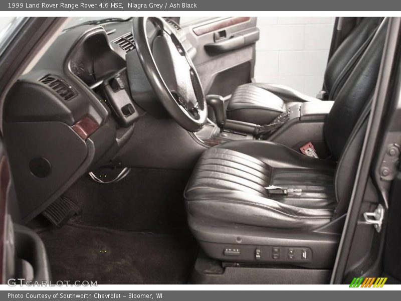 Niagra Grey / Ash Black 1999 Land Rover Range Rover 4.6 HSE