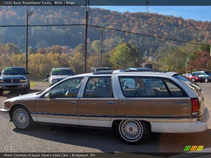 White / Beige 1992 Buick Roadmaster Estate