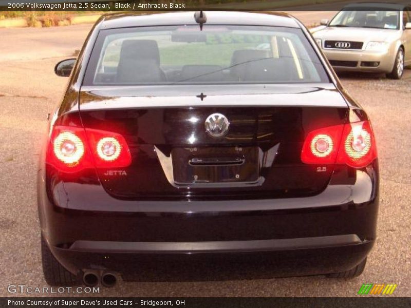 Black / Anthracite Black 2006 Volkswagen Jetta 2.5 Sedan