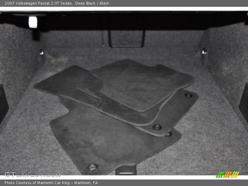 Deep Black / Black 2007 Volkswagen Passat 2.0T Sedan