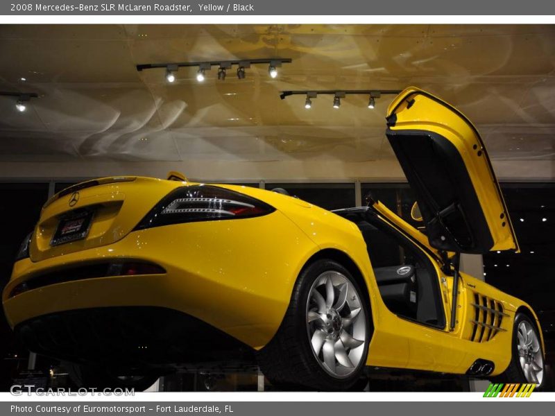 Yellow / Black 2008 Mercedes-Benz SLR McLaren Roadster