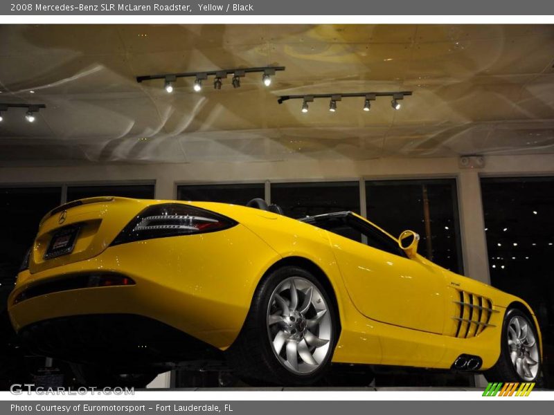 Yellow / Black 2008 Mercedes-Benz SLR McLaren Roadster