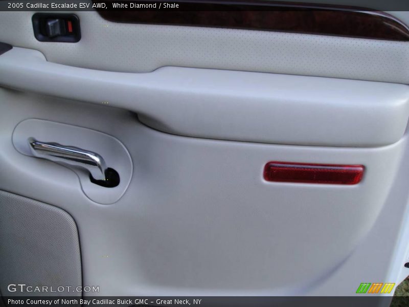 White Diamond / Shale 2005 Cadillac Escalade ESV AWD