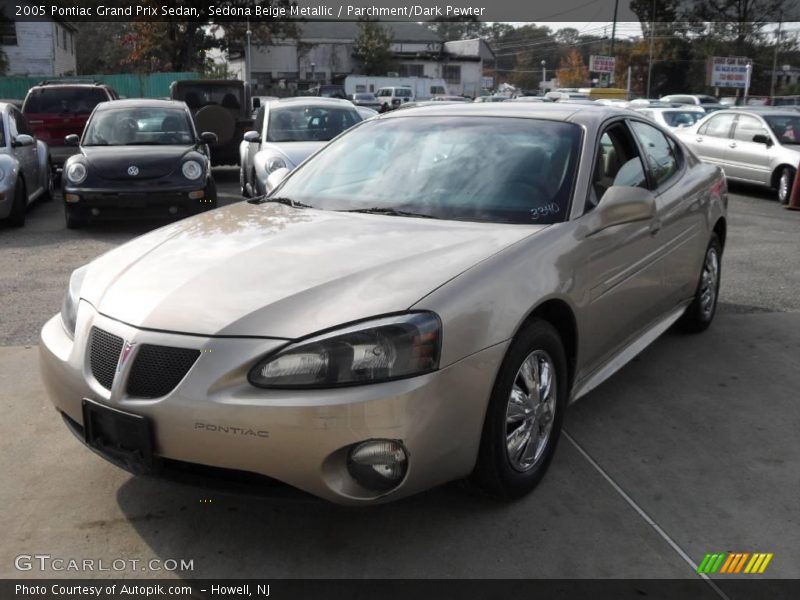Sedona Beige Metallic / Parchment/Dark Pewter 2005 Pontiac Grand Prix Sedan