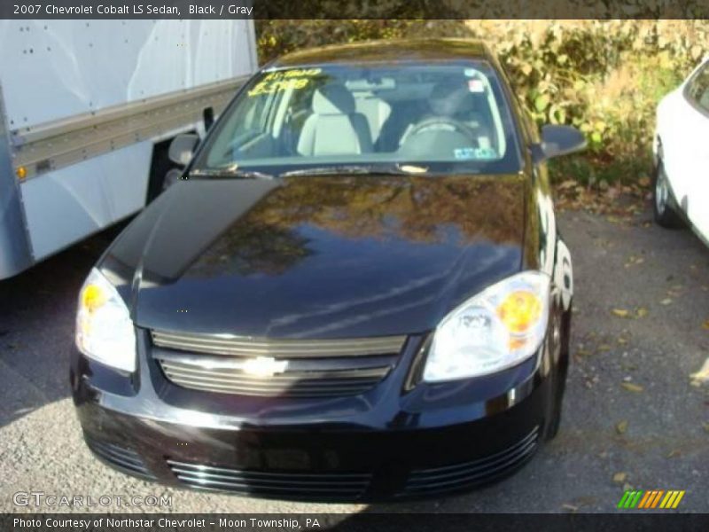 Black / Gray 2007 Chevrolet Cobalt LS Sedan