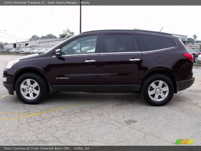 Dark Cherry Metallic / Ebony 2009 Chevrolet Traverse LT