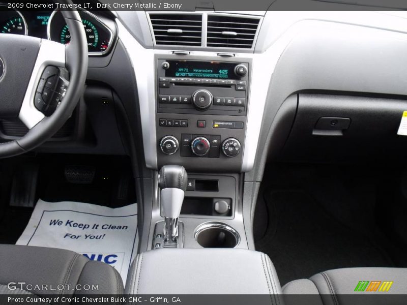 Dark Cherry Metallic / Ebony 2009 Chevrolet Traverse LT