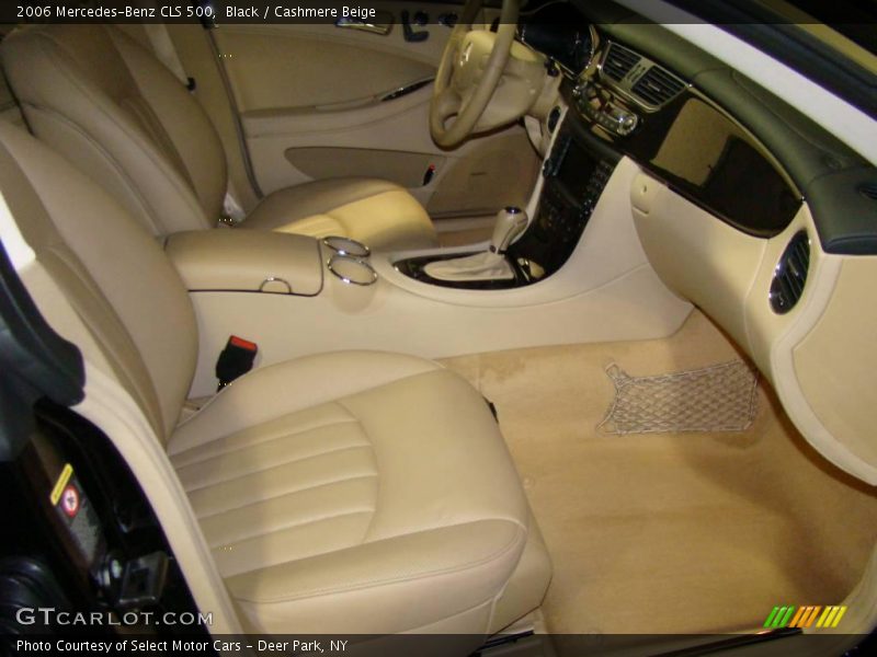 Black / Cashmere Beige 2006 Mercedes-Benz CLS 500
