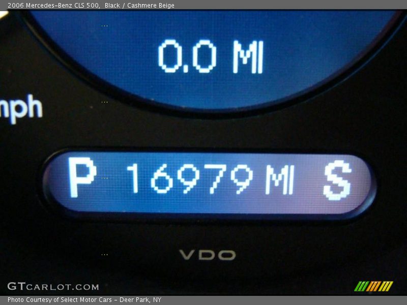Black / Cashmere Beige 2006 Mercedes-Benz CLS 500