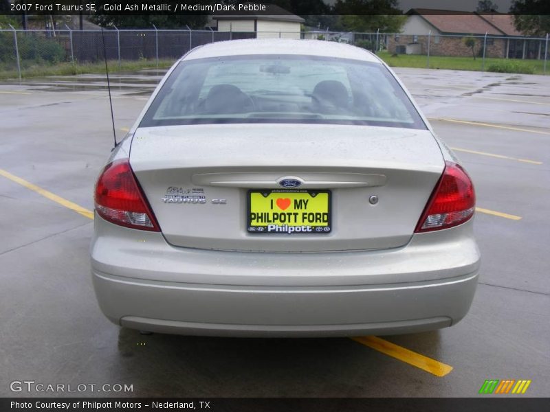 Gold Ash Metallic / Medium/Dark Pebble 2007 Ford Taurus SE