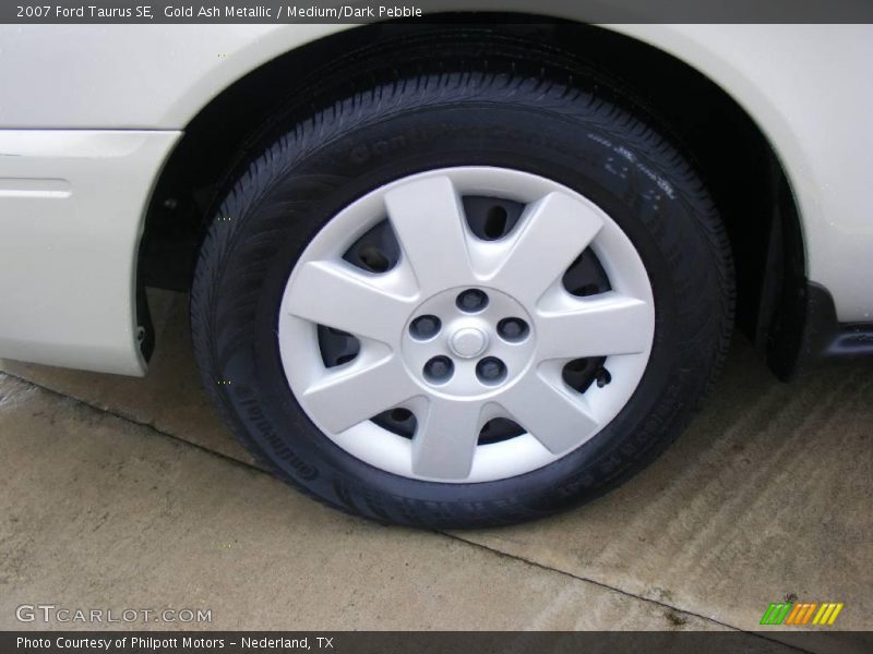 Gold Ash Metallic / Medium/Dark Pebble 2007 Ford Taurus SE