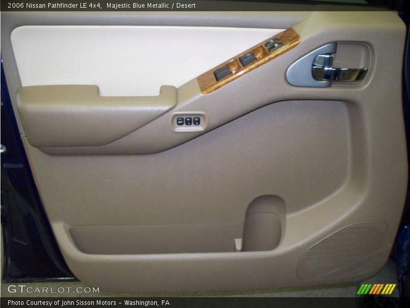 Majestic Blue Metallic / Desert 2006 Nissan Pathfinder LE 4x4