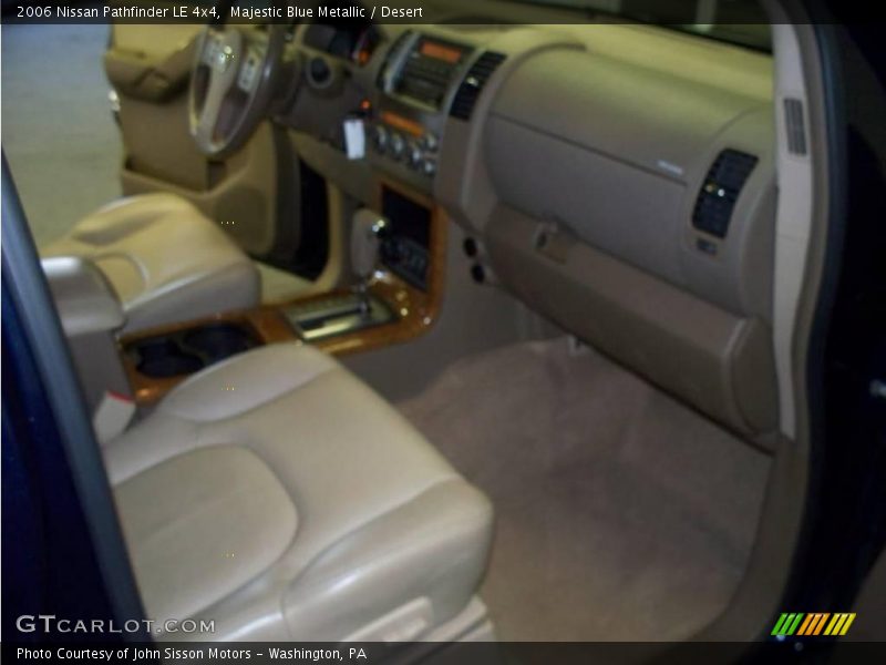 Majestic Blue Metallic / Desert 2006 Nissan Pathfinder LE 4x4