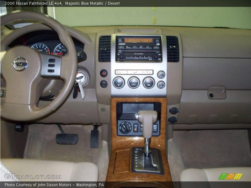 Majestic Blue Metallic / Desert 2006 Nissan Pathfinder LE 4x4