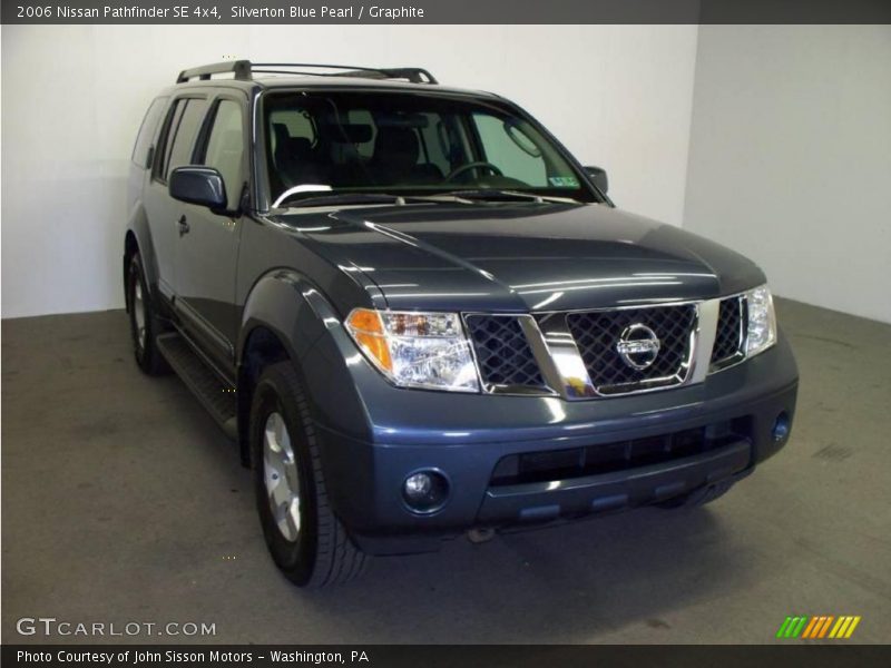 Silverton Blue Pearl / Graphite 2006 Nissan Pathfinder SE 4x4