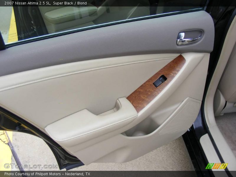 Super Black / Blond 2007 Nissan Altima 2.5 SL