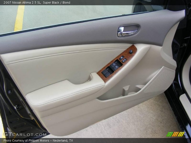 Super Black / Blond 2007 Nissan Altima 2.5 SL