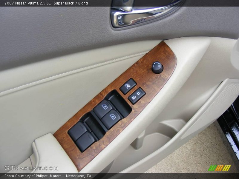 Super Black / Blond 2007 Nissan Altima 2.5 SL
