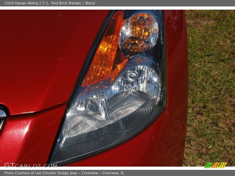 Red Brick Metallic / Blond 2009 Nissan Altima 2.5 S