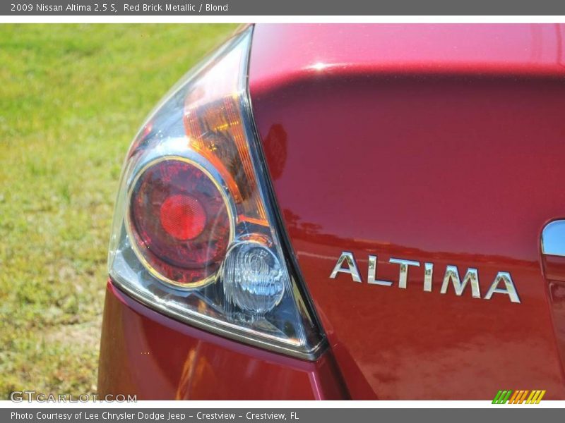 Red Brick Metallic / Blond 2009 Nissan Altima 2.5 S