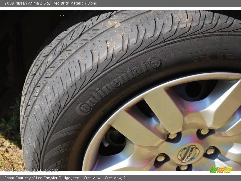 Red Brick Metallic / Blond 2009 Nissan Altima 2.5 S
