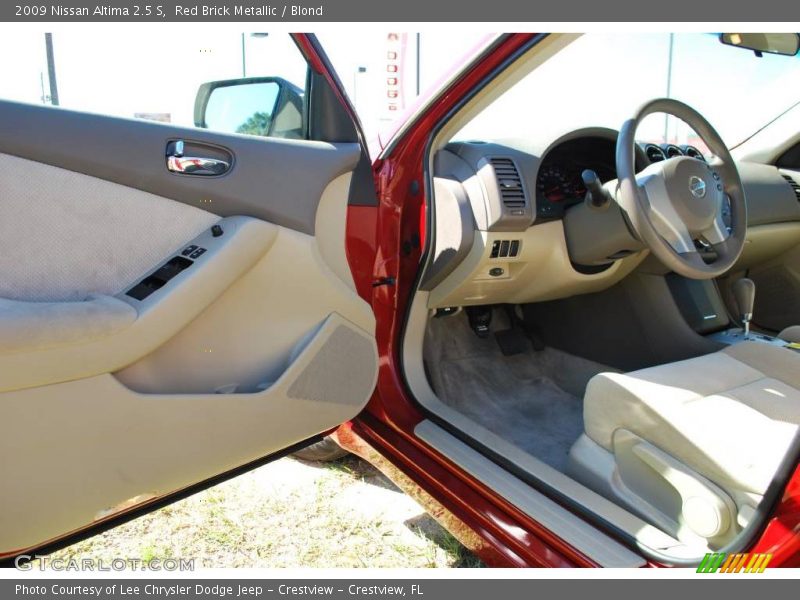 Red Brick Metallic / Blond 2009 Nissan Altima 2.5 S